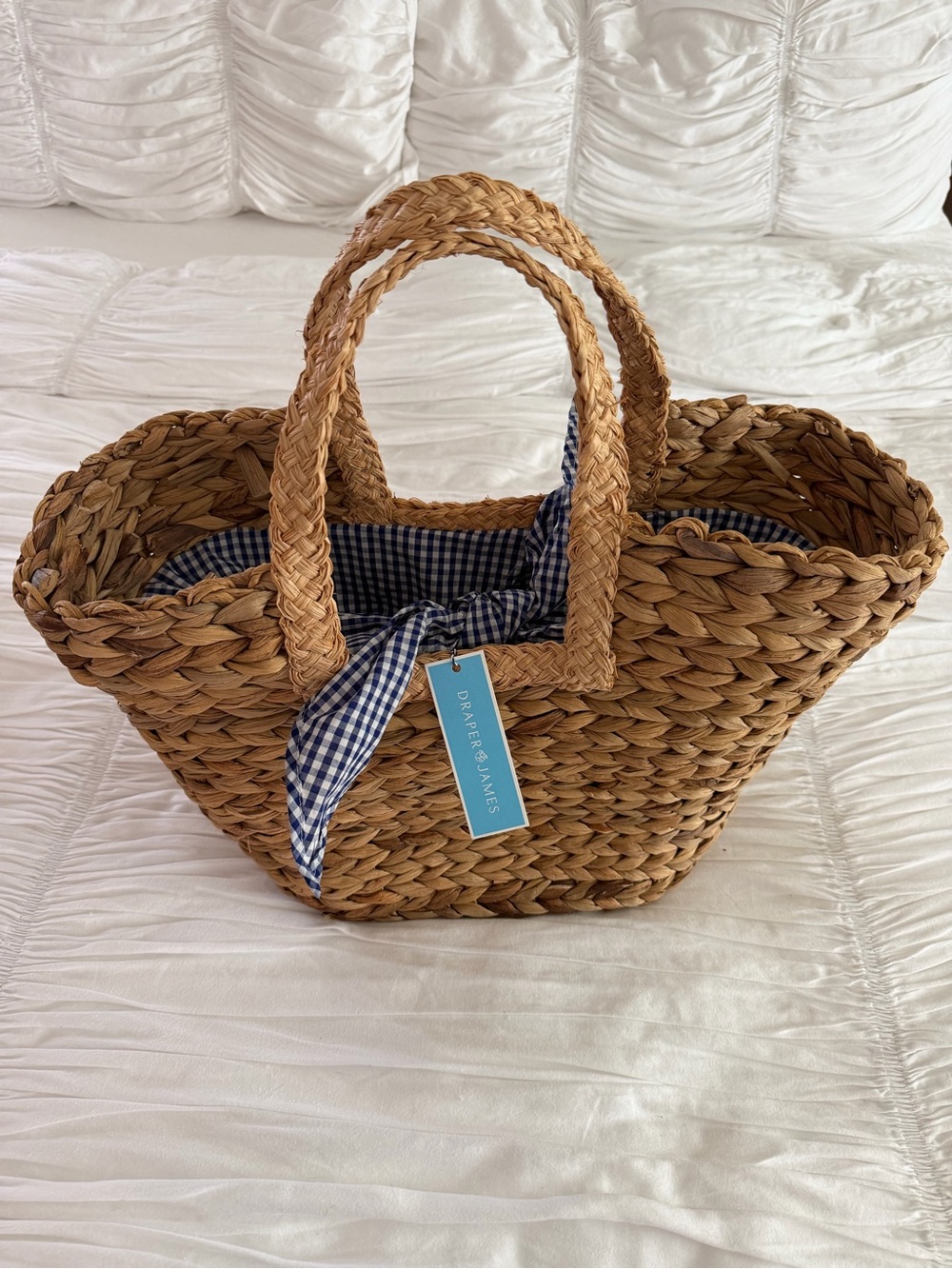 Draper James Reese Straw Tote Natural Woven Beach Bag Blue Gingham Lining NWT - Picture 2 of 10